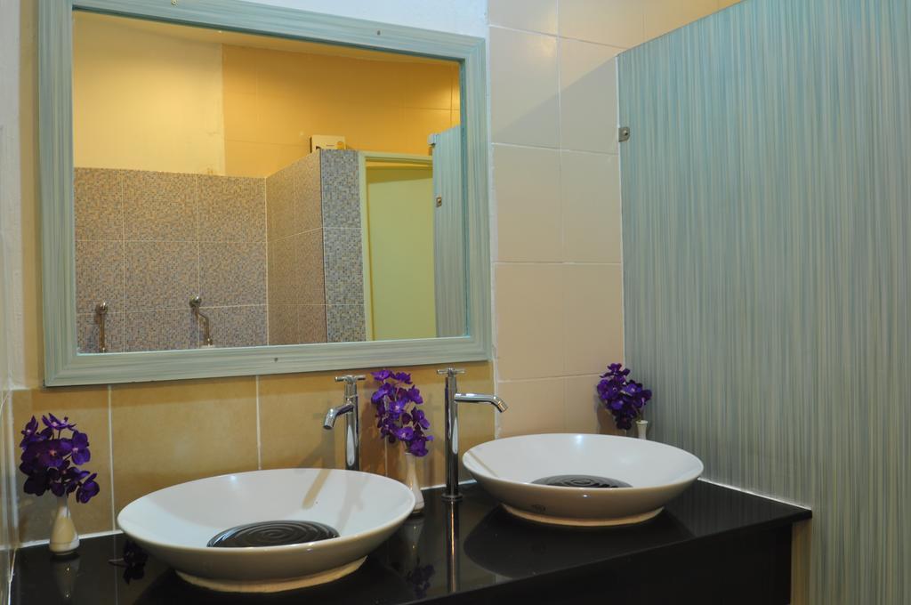 Orchid Hostel Bangkok Zewnętrze zdjęcie